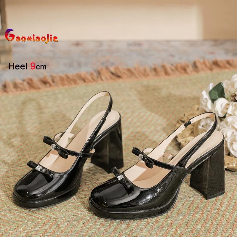 

Новые женские туфли-босоножки на высоком толстом каблуке в стиле феи, с квадратным носком, открытой пяткой и неглубоким вырезом, модные женские туфли