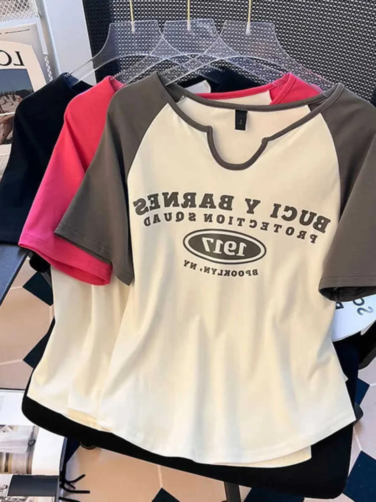 

plus Size Women's T-irt Summer Loose Fit Concealing Slimming ort Sve Asymmetric Splicing Color Blo Top Casual Wear