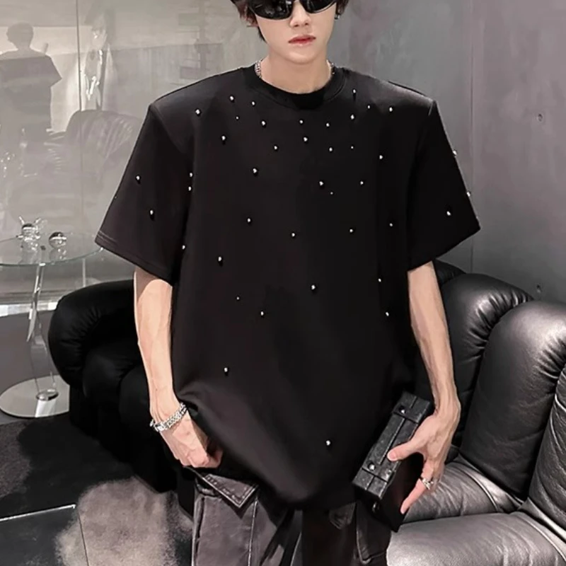 Summer Heavy Duty Rivet Pearl Men's T-shirt Loose Shoulder Pad Short Sleeved Round Neck T-shirt High Street Casual Social Tee