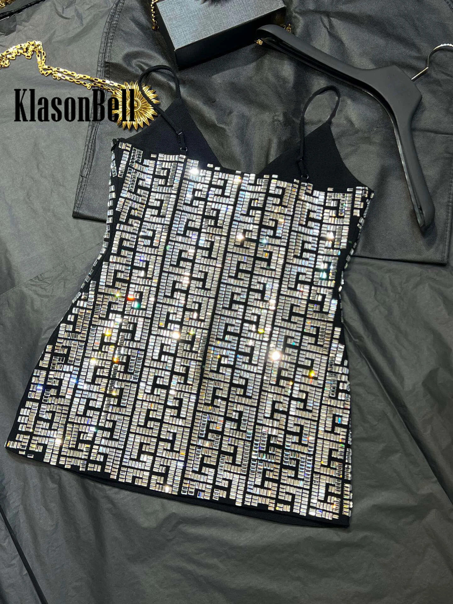 Imagem -02 - Klasonbell-camisola de Alças em v para Mulheres Temperamento Indústria Pesada Bling Bling Diamantes Geométricos Crystal Spaghetti Strap 12.5