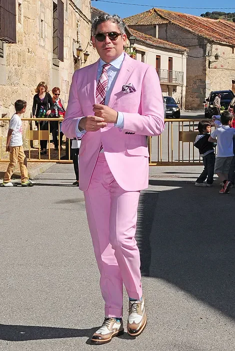 

Hot Pink Men Suit Slim Fit 2 Piece Beach Gentle Tuxedo Custom Blazer Sets Groom Wedding Suits For Men Ternos Masculino Completo