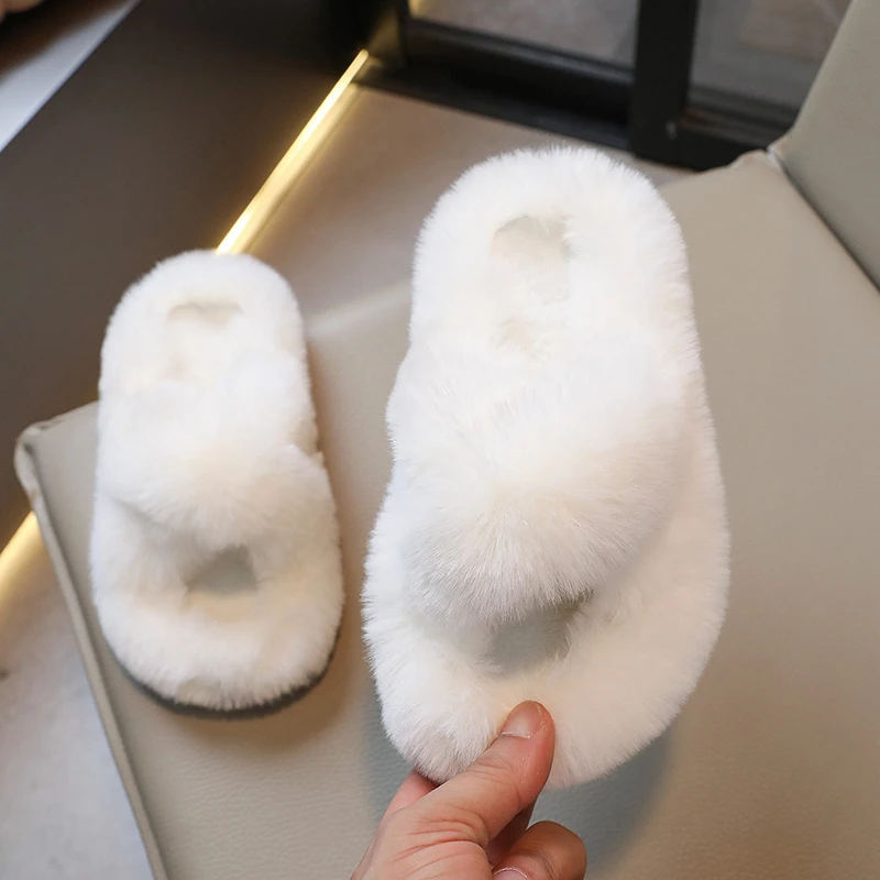 Fur Slides Slippers For Kids Furry Children Fur Slippers Cross Strap Flip Flops Baby Sandals Girls Women Family Shoes pantuflas