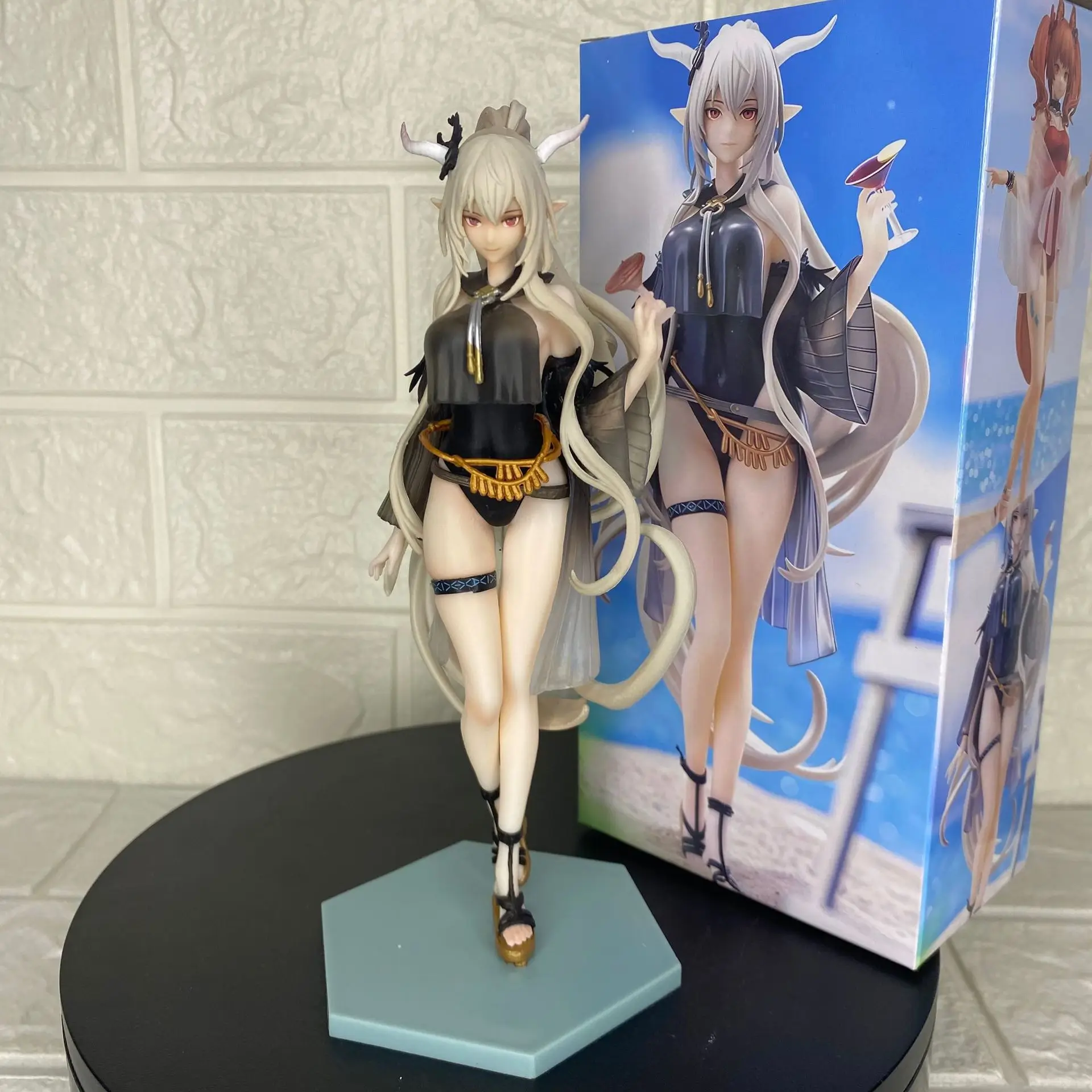 

Фигурка Arknights Shining Summer в купальнике, 18 см, коллекционная модель, украшение для рабочего стола, игрушка, подарок