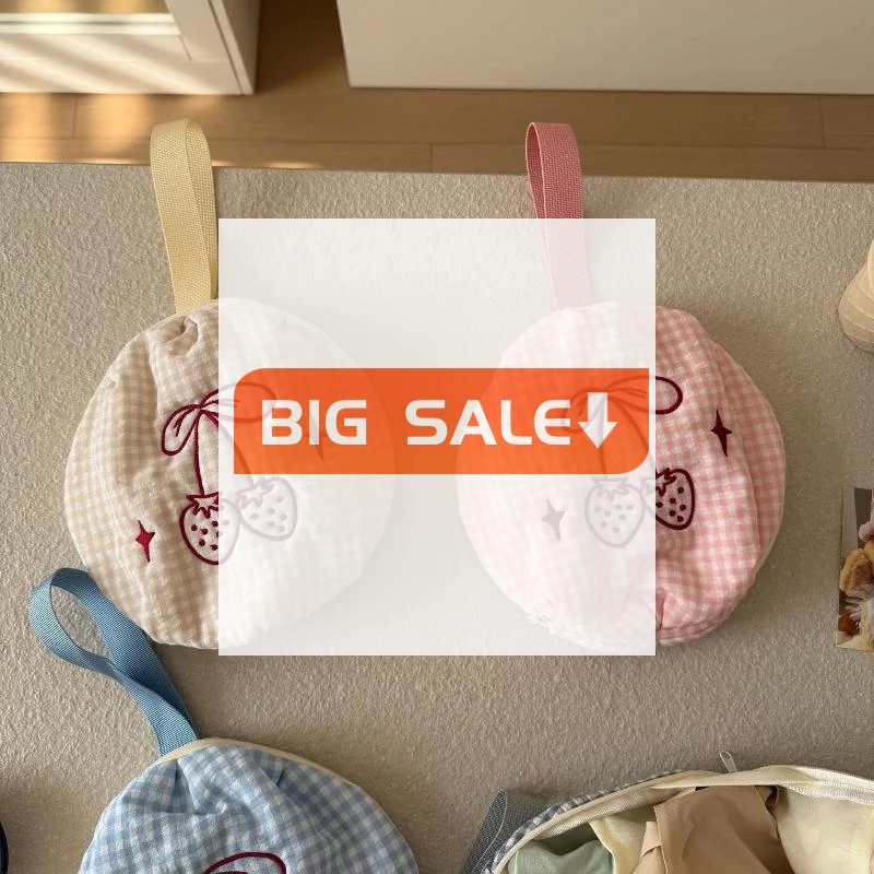 Cute Plaid Strawberry Embroidery Travel Underwear Storage Bag Portable Round Bra Lingerie Organizer Pouch For Women Trip