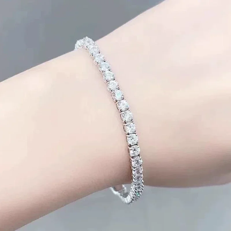 2026 Hoge kwaliteit fijne jubileum sieradenset charme witte geometrische kristallen mode kettingen oorbellen romantisch cadeau voor vrouwen
