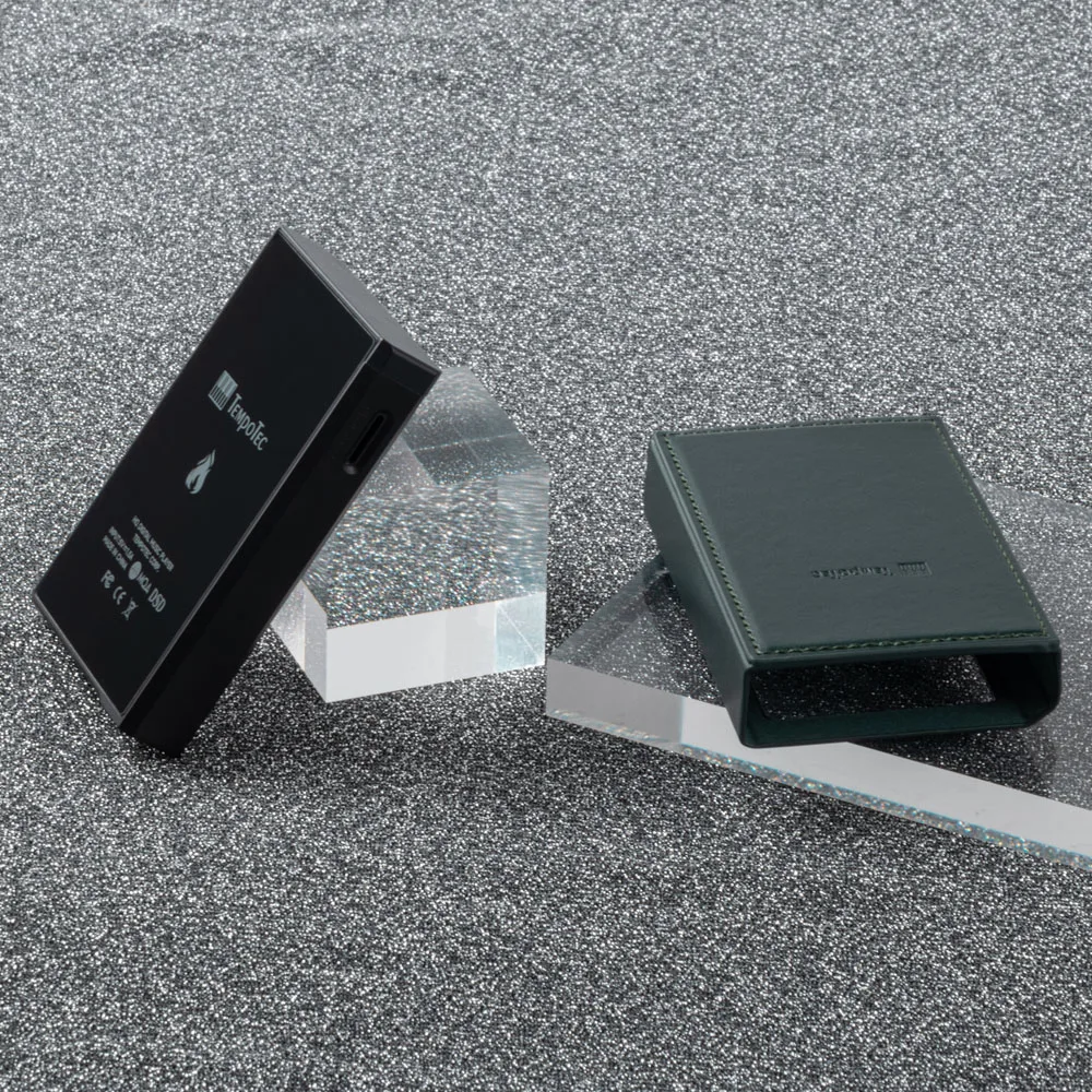 Кожаные аксессуары для MP3 плеера TempoTec V3 DAP