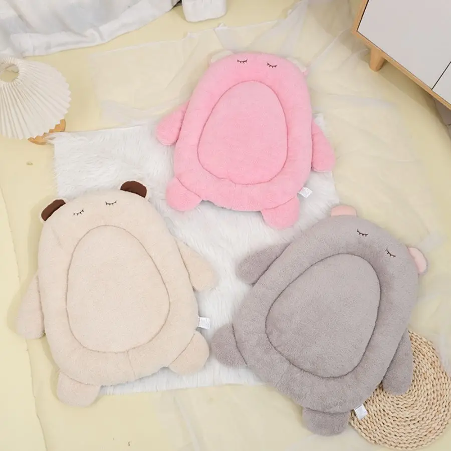 

Cartoon Bear-Shaped Plush Pet Bed for Small to Toy Dogs, Soft Comfortable Non-Slip Bottom Cat Mat, Polyester Fiber Material, No