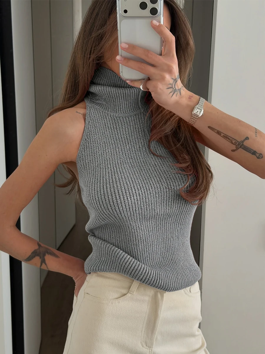 LIinar Backless Sleeveless Tank Top 2026 Spring Summer Sexy Figure-Hugging Backless Knit Top High-Neck Vest for Women