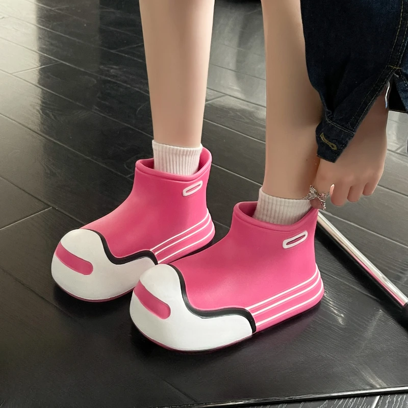 Botas de lluvia impermeables con plataforma EVA para mujer, zapatos de goma impermeables para exteriores, combinación de colores, 2024