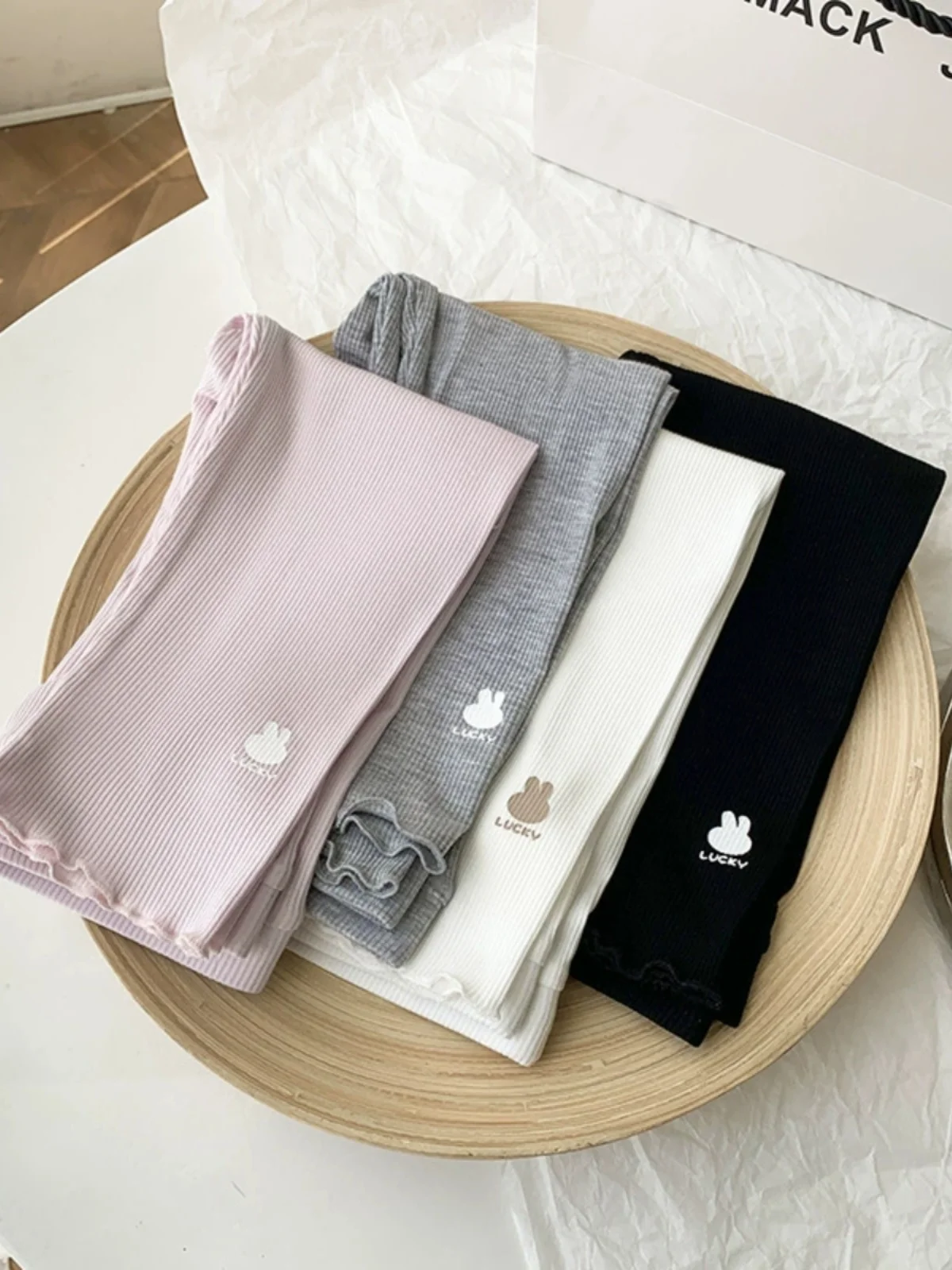 女の子用サマーシンカートゥーン柄ベースレイヤーパンツ2024新作モダールカジュアルパンツサマーファッション七分丈パンツ万能ボトムス