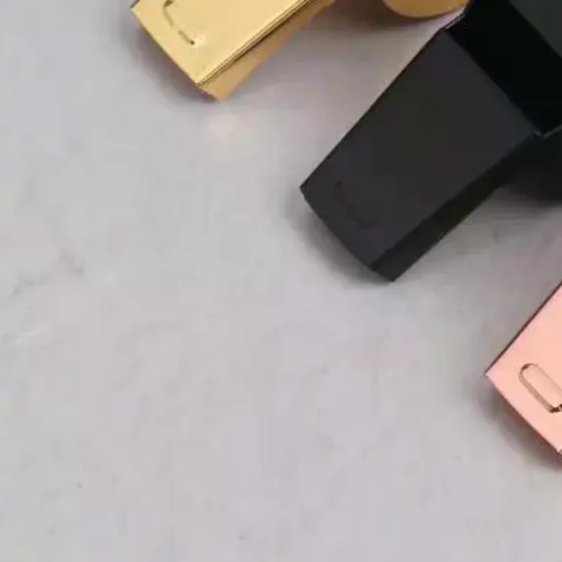 

Outdoor Survival Whistle Pendant Keychain High Decibel Portable Rescuing Signaling Whistles Camping Tool Multifunction Whistle