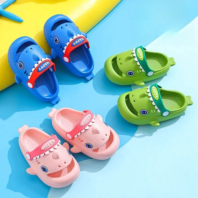 

1 cartoon shark slippers, waterproof and non slip garden shoes, casual outdoor beach sandals for boys and girls.