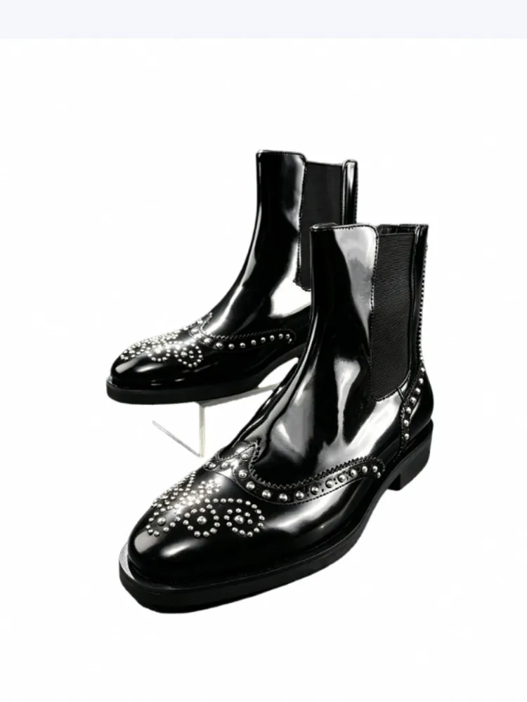 Handsome Men Black Genuine Leather Ankle Length Boots Wear-resistant Cowhide Rivet Chelsea Boots Males British Style Footwear