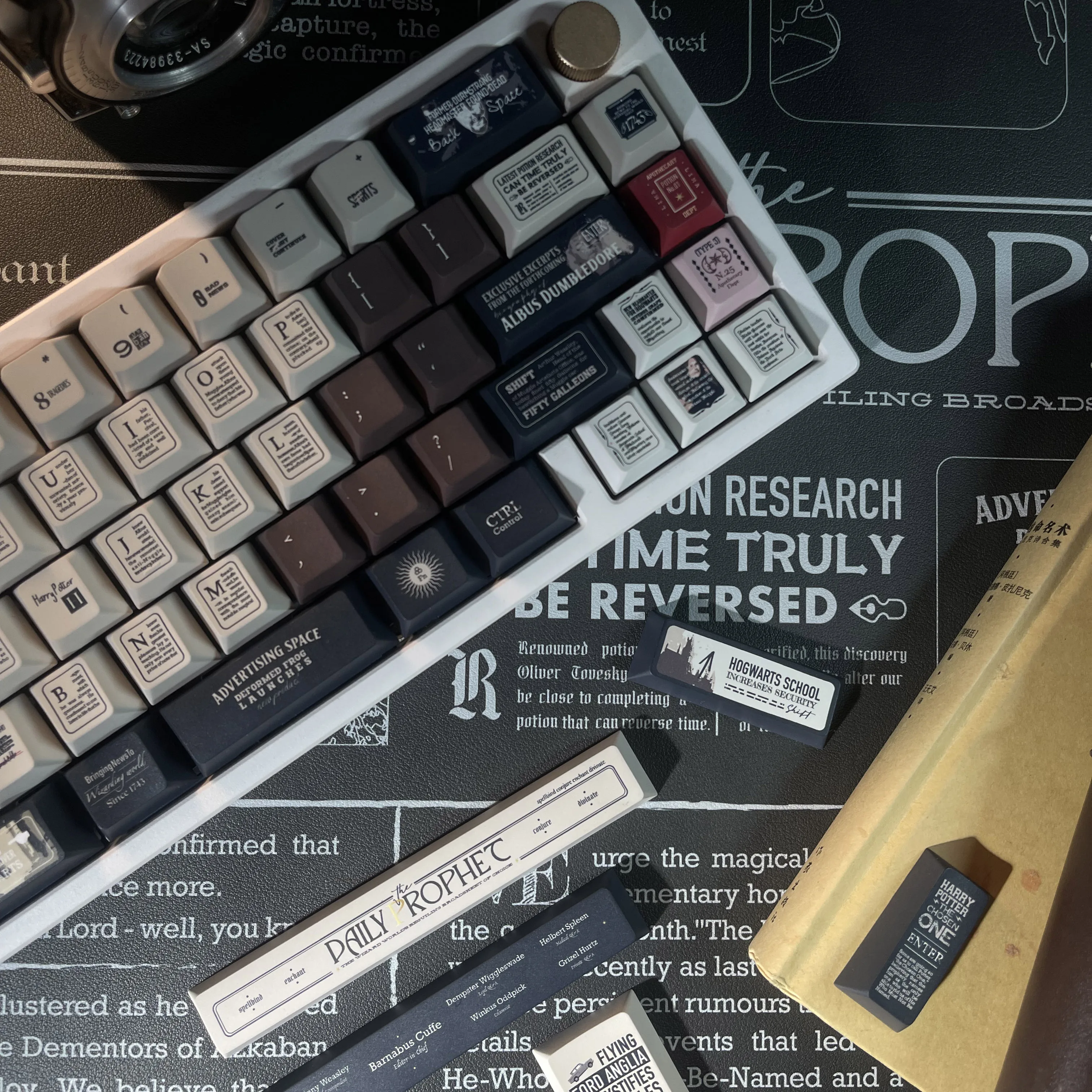 

Magic Keycap R4 Original Height PBT1.8 Thick 142 Keys