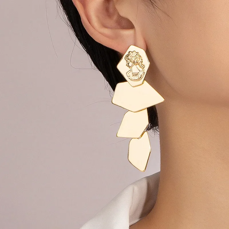 Polygon Atmospheric Gold Head Earrings 2022 Desert Wind Classic Retro Earrings Wholesale