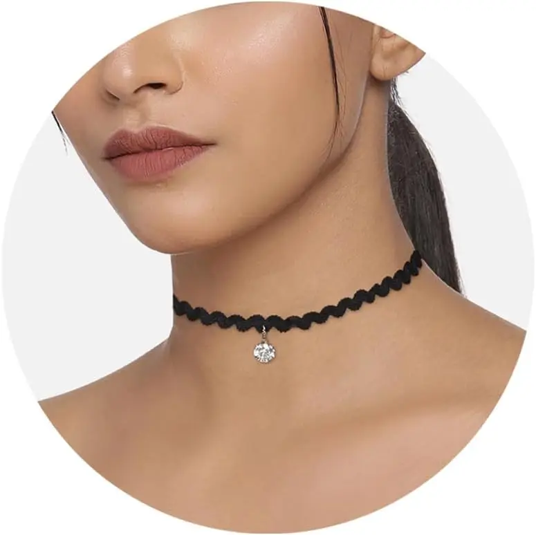 Schwarze Halsketten für Frauen, verstellbare mehrlagige Samt-Leder-Spitzenkragen-Choker-Halsketten, Goth-Schmuckgeschenke.
