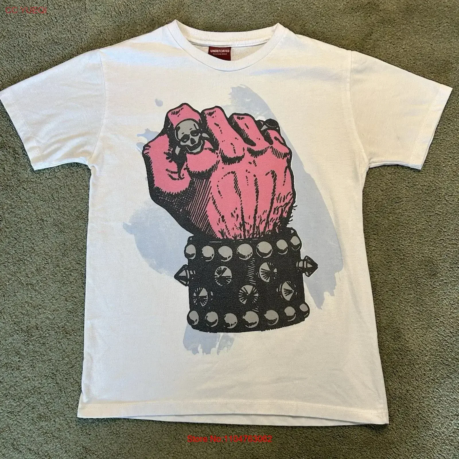 Rare Undefeated Pink Fist T Shirt Size Medium Y2K Streetwear vintage Washed Stylish Top For Everyday Wear fashion