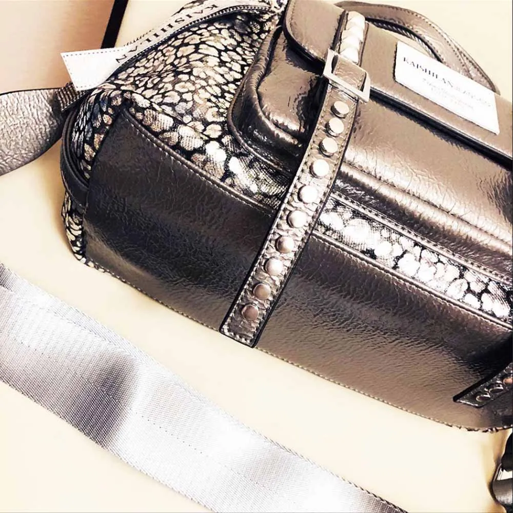 Women Snake Pattern Leather Handbag 2022 Fashion Rivet Shoulder Bags Brand Large Capacity Messenger Bag Female Trend Daily Tote