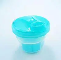 Silicone Baby Milk Powder Formula Dispenser Outdoor Snack Container
