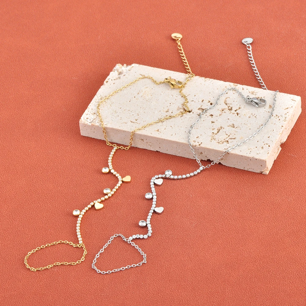 Lokaer Wasserdichtes Zirkon-Herz-Handketten-Armband-Set für Damen, 18 Karat vergoldeter Edelstahl, Gliederarmbänder, Schmuck B26009