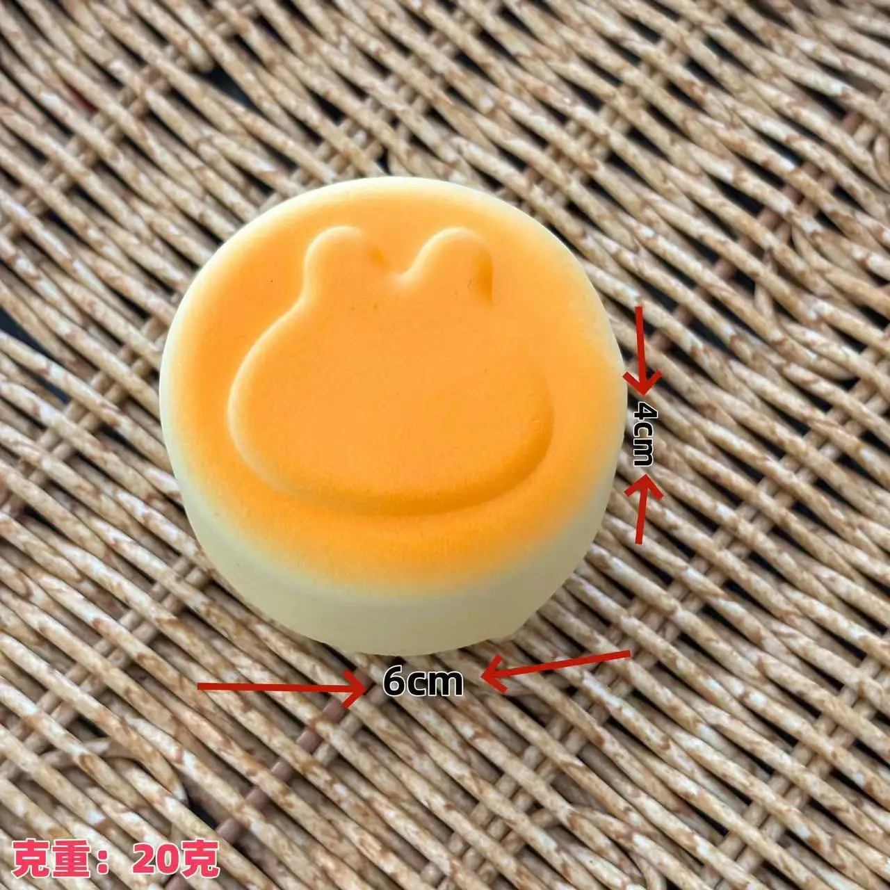 squishy Slow Rebound Bread Pinch Happy Bear Bread Crunchy and soft Wet Soft Touch Relieve Stress Toy Showdown Prop Creativity