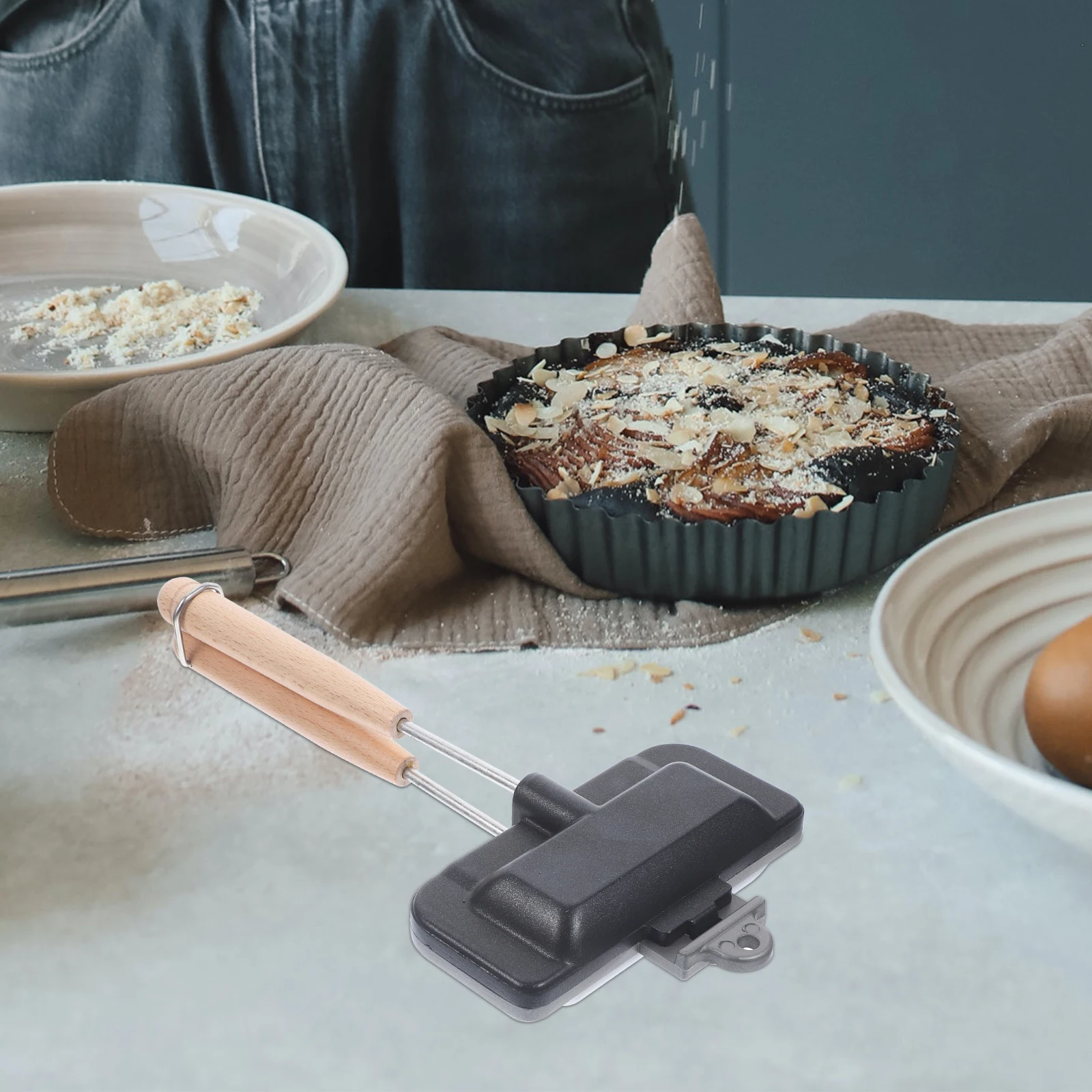 

Practical Aluminum NonStick Sandwich Mold Frying Pan Double Side Grill Pan Kitchen Supplies For Toast Fried Eggs Camping