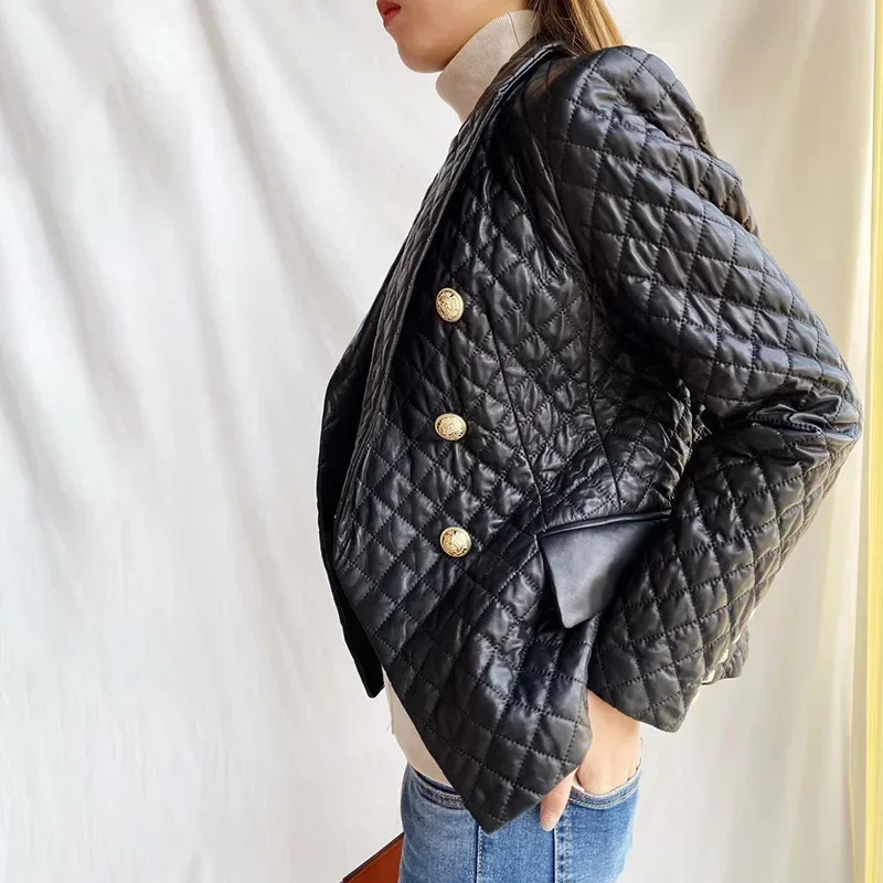 Chaqueta de piel auténtica para mujer, abrigos cortos de piel de oveja, moda coreana, otoño e invierno, 2024