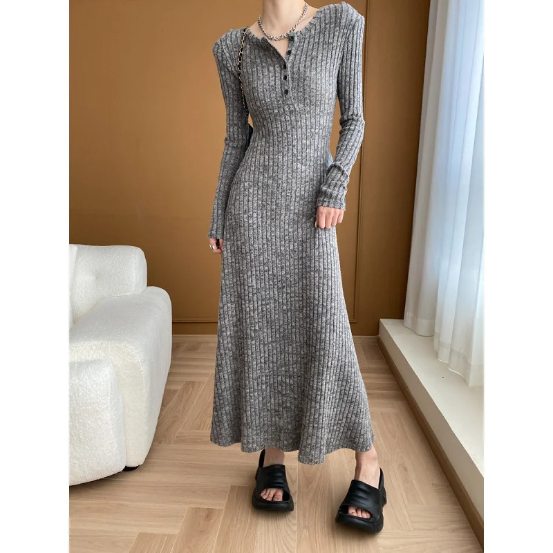 

2025 French Style Ribbed Shoulder Pad Slimming Knitted Autumn Winter New Women's Fashion Dress