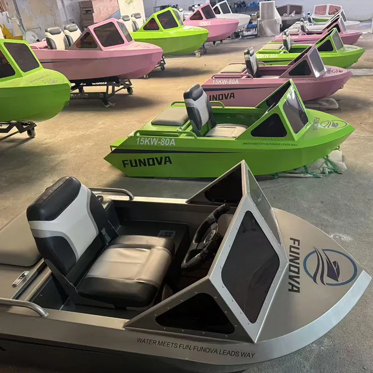 Safe Eco Friendly Mini Water Karting Boat, Stable Power Component For All Age Outdoor Water Park Surf Activity view 4