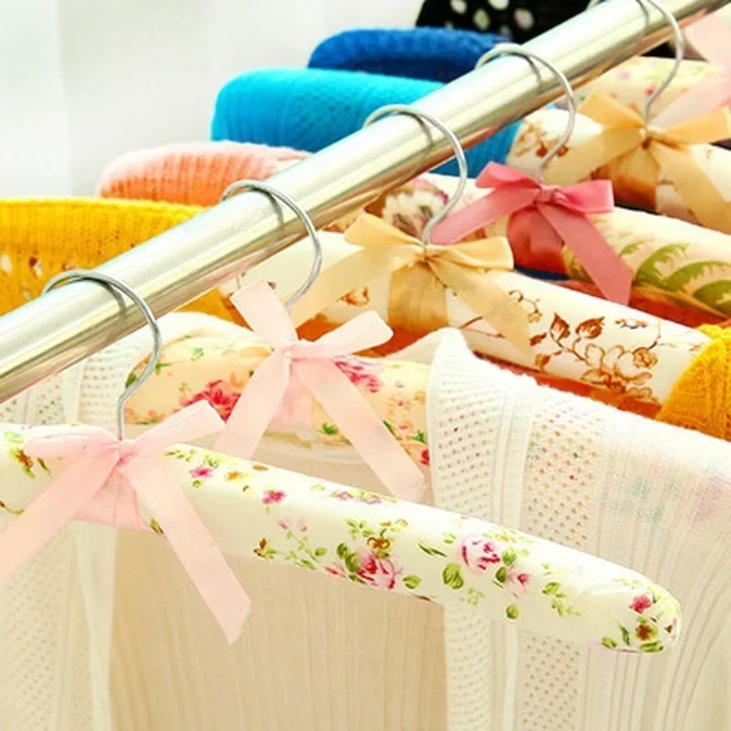 20 Pcs Sponge Clothes Hangers Non-Slip Space Saving Dress Hanger Hook Drying Rack Clothes Hangers Random Color