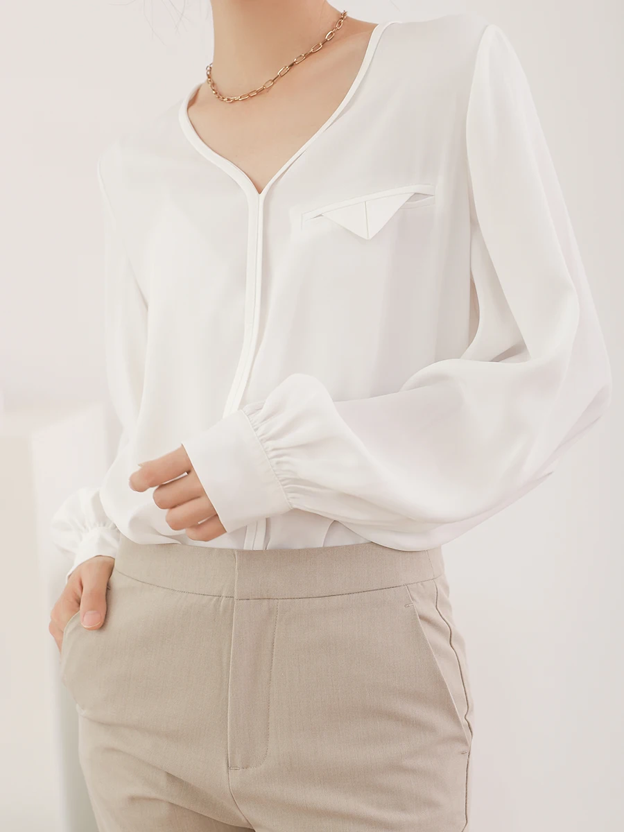 

Белая женская блузка с V-образным вырезом, длинными рукавами-фонариками, без воротника, осенняя новинка, элегантная модная премиум-блузка для женщин