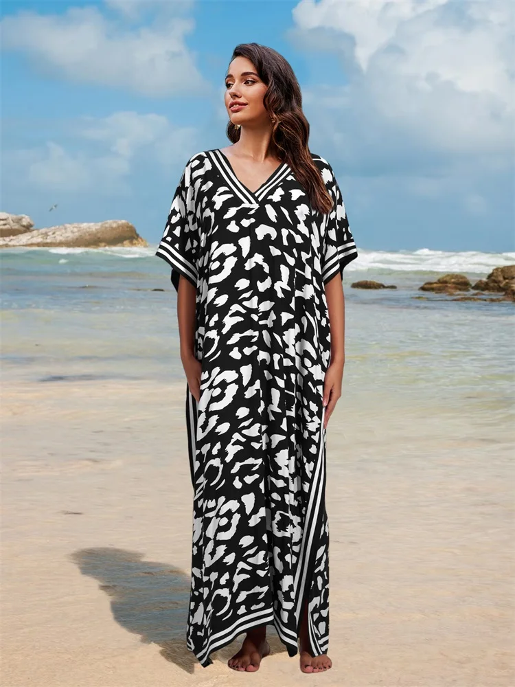 EDOLYNSA Plus Size Boho czarno-biała wzór w cętki Kaftan okrycie plażowe dla kobiet 2024 letnia luźna sukienka Kaftan House Q1609