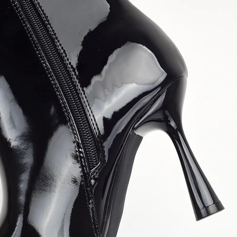 الخريف الشتاء الأسود براءات الاختراع والجلود المرأة حذاء من الجلد مثير وأشار الجانب البريدي الحديثة قصيرة للسيدات أنيقة خنجر حذاء الحفلات