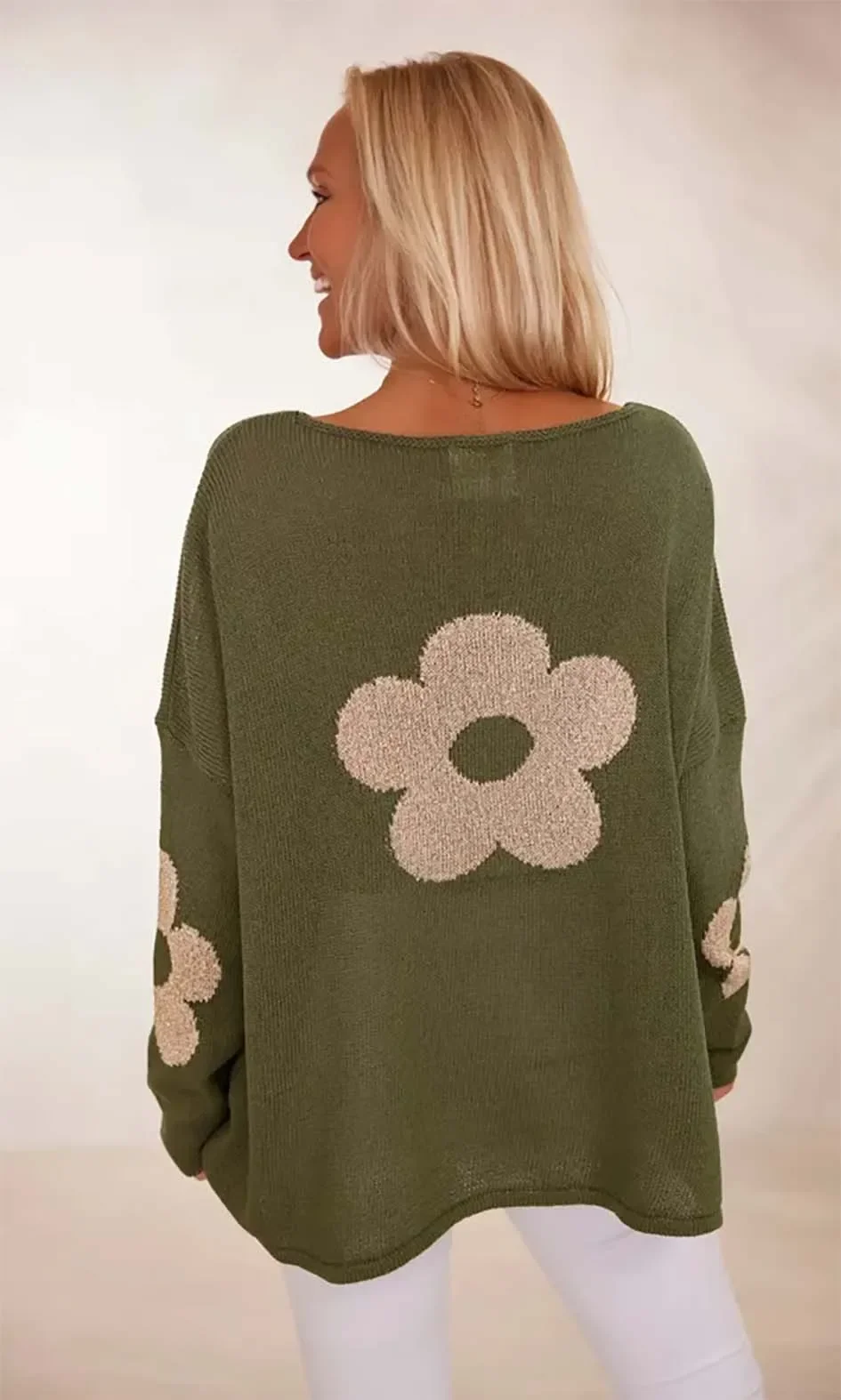 

Women'S Olive Green Long Sleeve Sweater with Beige Floral Embellishments Casual Crew Neck Pullover