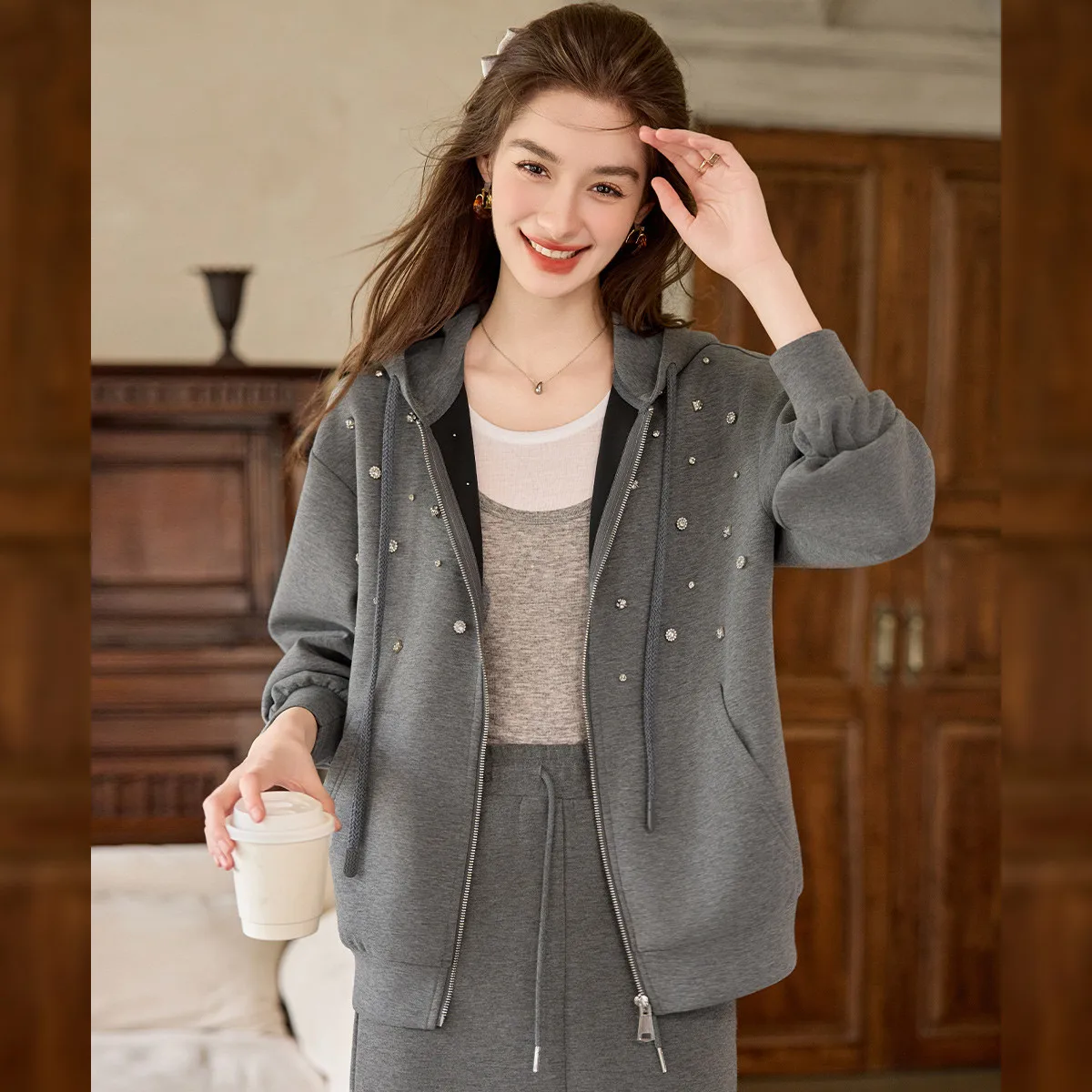 LOUIS YAO Hooded Knitted Cardigan 2025 Autumn Top Stylish and Elegant Loose Fit Nail Bead Decoration Women's Jacket