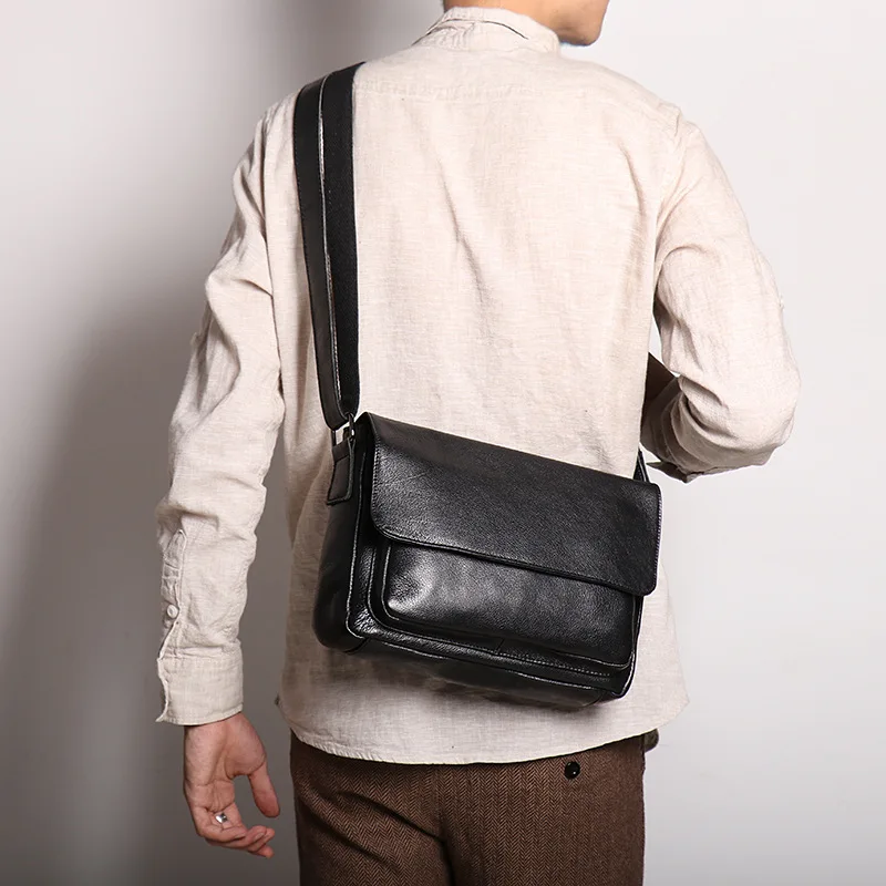 Men's Genuine Leather Shoulder Bag Top Layer Cowhide Casual Messenger Bag Fashion Trend Mini Small Backpack For 7.9 Inch Ipad