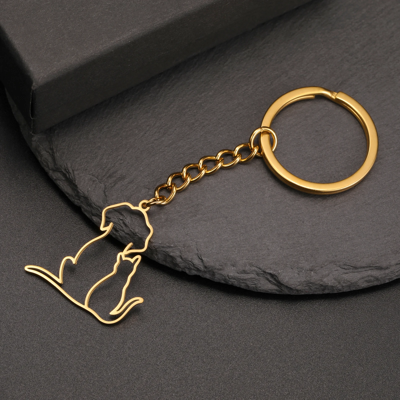 COOLTIME Cute Cat Dog Pendant Keychain Stainless Steel Puppy Kitten Pet Keyring for Backpack Jewelry Gift Wholesale