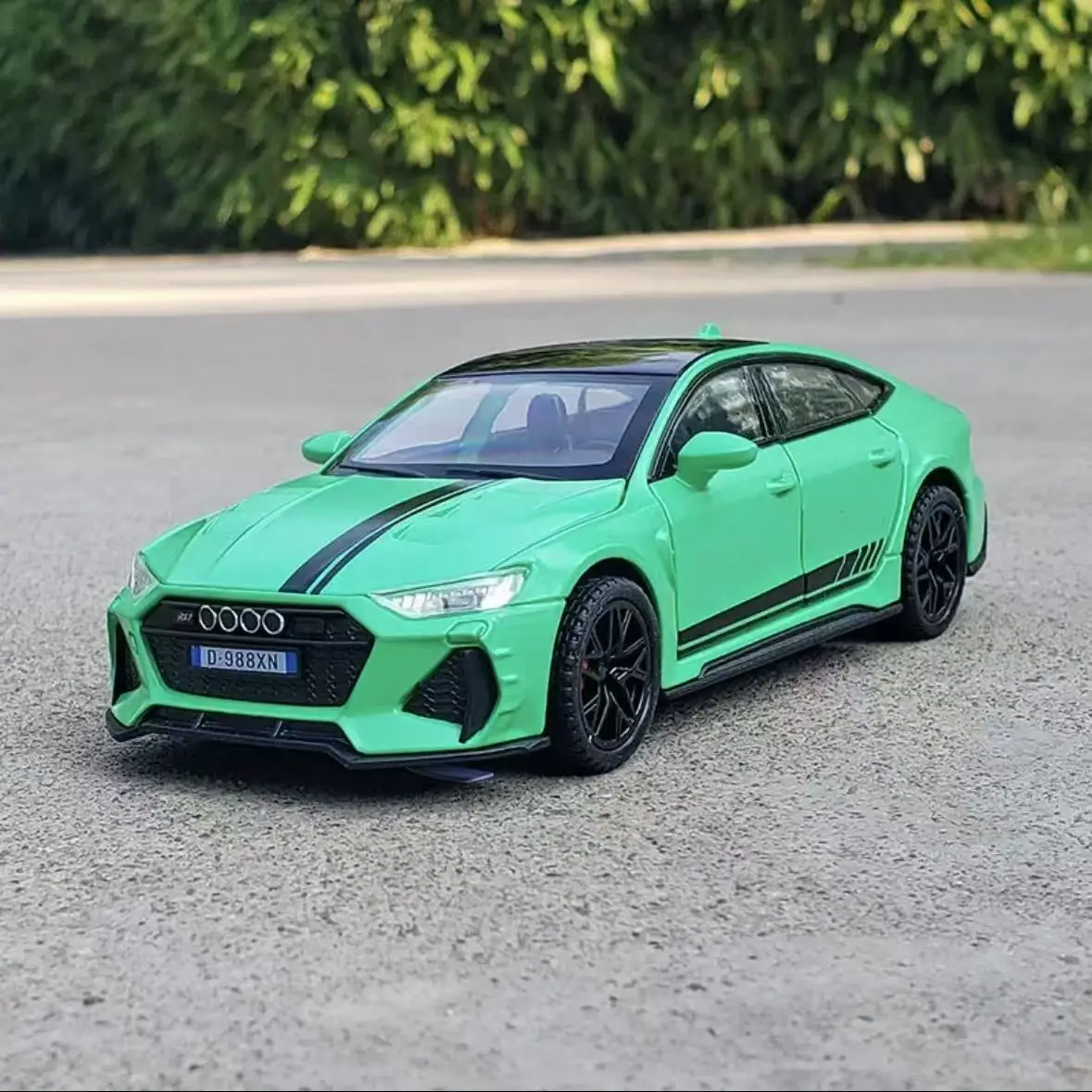 

1:32 Audi RS7 спортивный автомобиль из сплава, литая под давлением модель автомобиля, коллекция украшений, звуковые и световые игрушки для мальчиков, подарок для парня