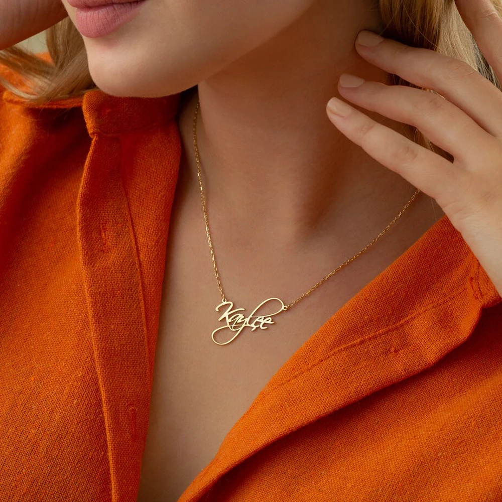 Customized Women's Name Necklace with Various Fonts Made of Stainless Steel, Perfect Jewelry for Girlfriend and Mother's Gift