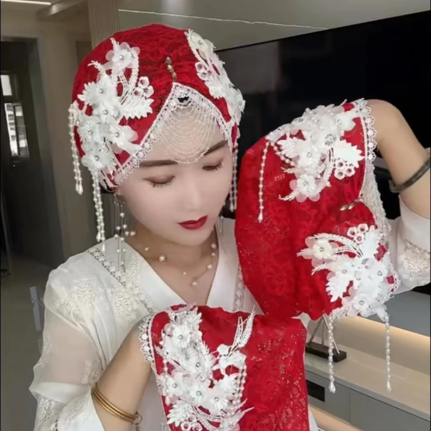 

New Princess Fringed Hat Elegant Luxury Handmade Beaded Headband Hat Lace Flower Headscarf Hat Network