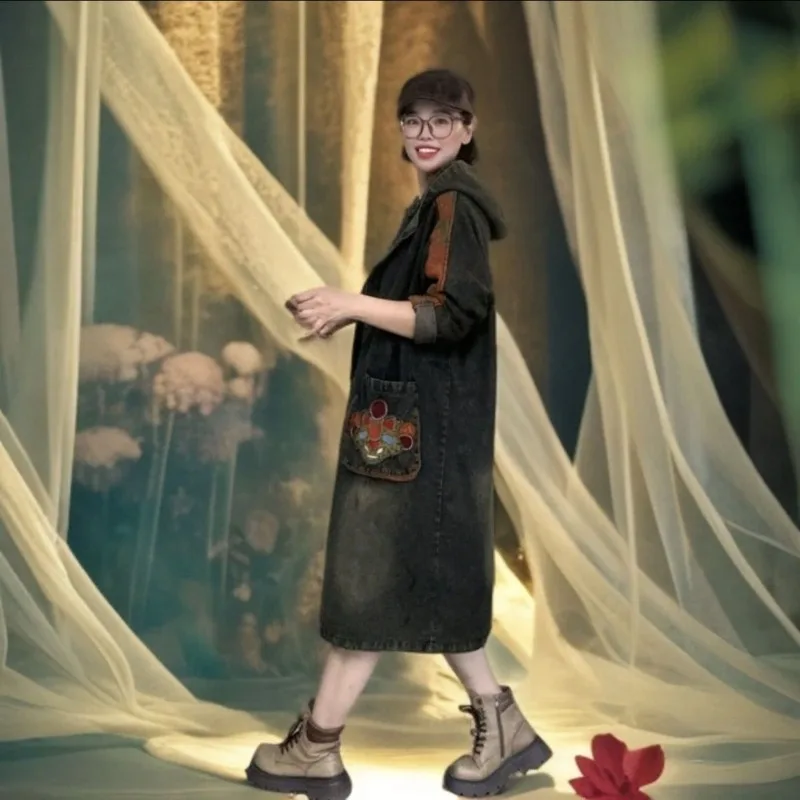 100 كجم يمكن ارتداؤها في الخريف جديد مقلي اللون الرجعية الدنيم معطف طويل خندق المألوف فضفاض كبير الحجم الملابس النسائية