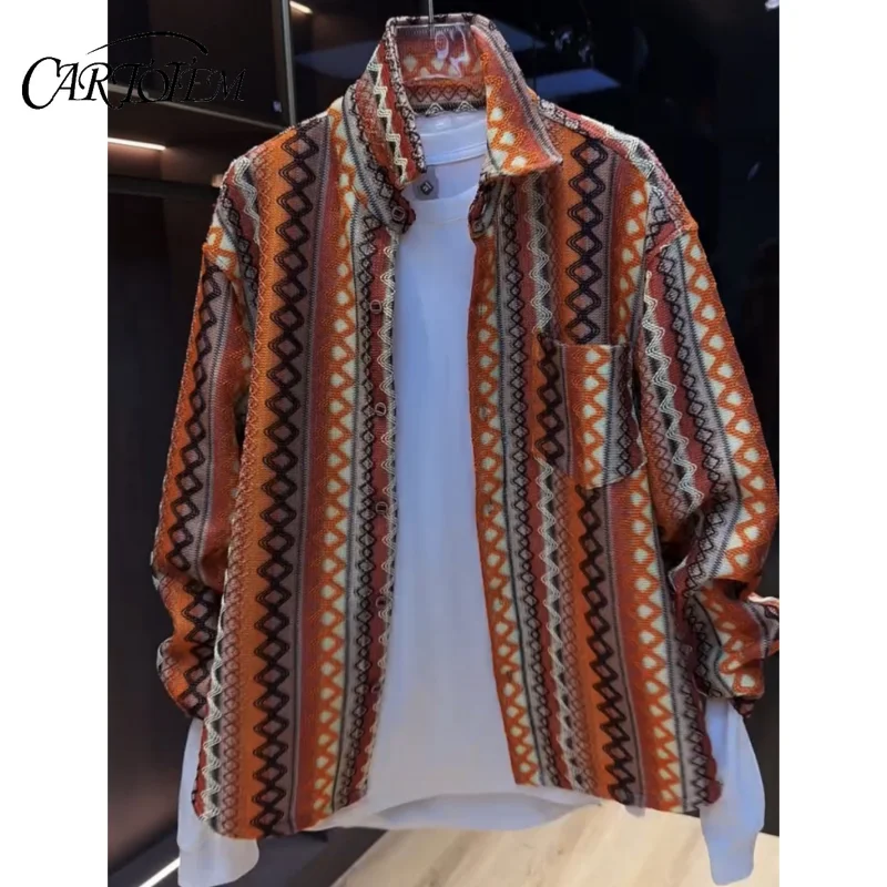 

Осенняя рубашка с длинными рукавами, новый стиль, персонализированная и модная мужская легкая роскошная куртка контрастных цветов с лацканами в этническом стиле