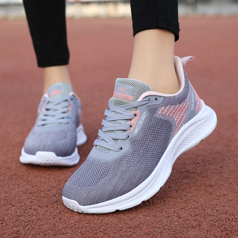 Sports shoes Women's non-slip shock absorbent breathable mesh surface lightweight soft sole student leisure running shoes