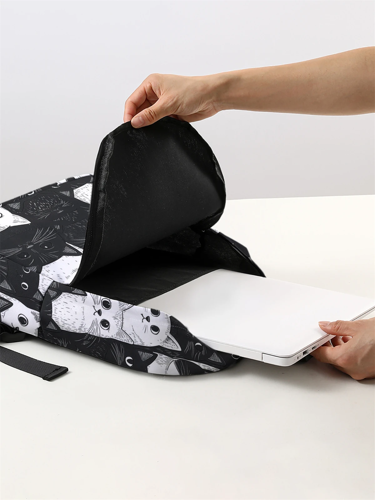 حقيبة ظهر جامعية جديدة ذات سعة عالية للنساء والرجال حقيبة مدرسية للكمبيوتر المحمول للنساء حقيبة سفر لطيفة للفتيات رائعة