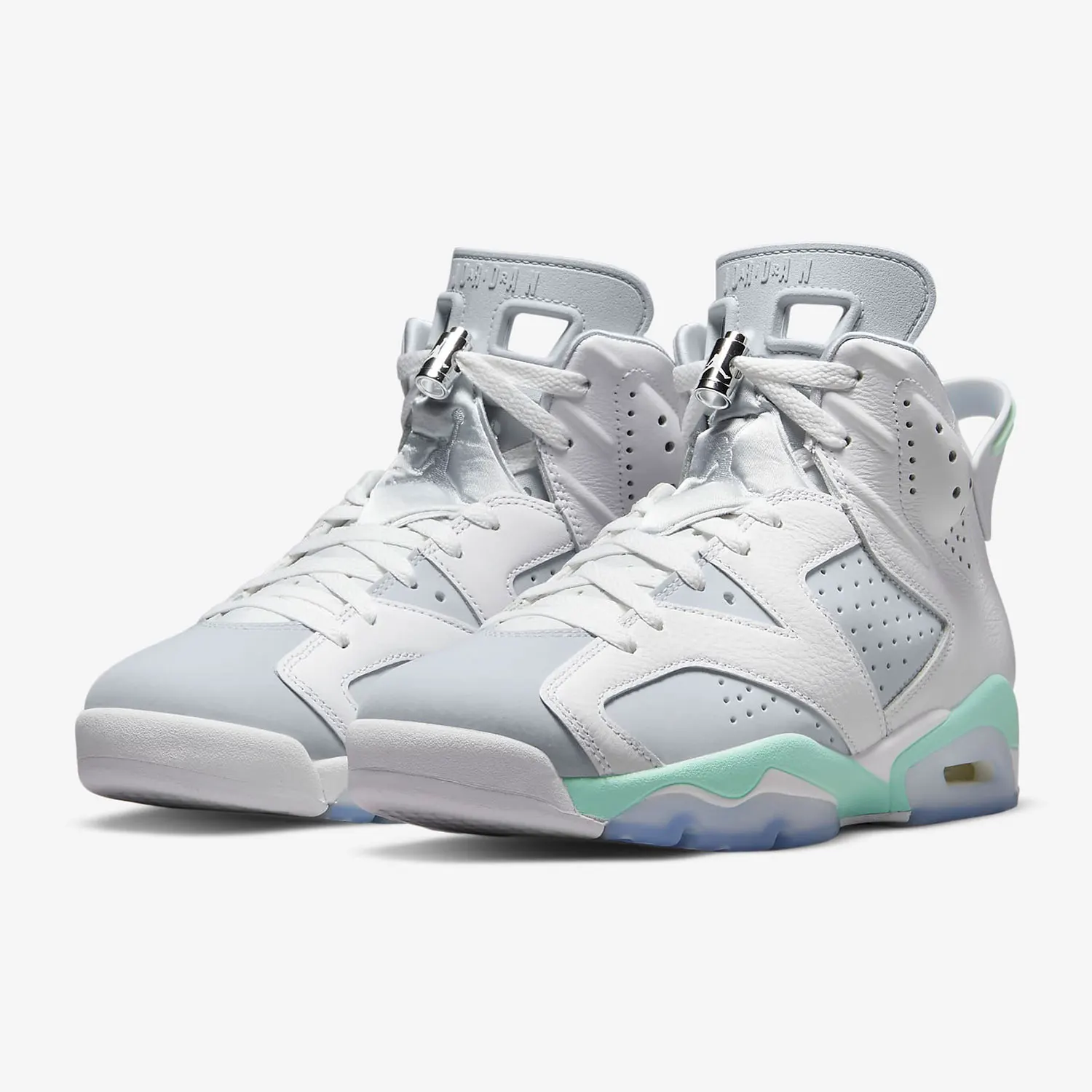 

Женские баскетбольные кроссовки Nike Authentic AIR JORDAN 6, DQ4914-103
