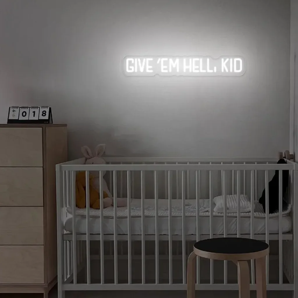 علامة نيون Give Em Hell Kid، لوحة فنية جدارية لغرفة اللعب، ضوء نيون مستوحى، علامة نيون مضحكة للفتيات، ديكور جدار غرفة النوم #3