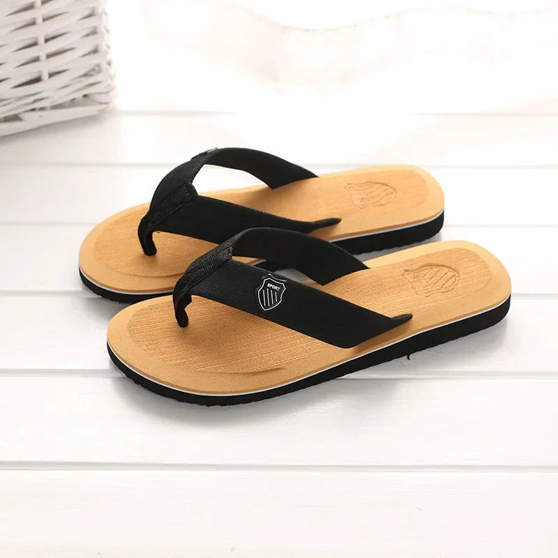 Summer Men Flip Flops High Quality Beach Sandals New Sandals Shoes  Anti-slip Casual Shoes Man Slippers