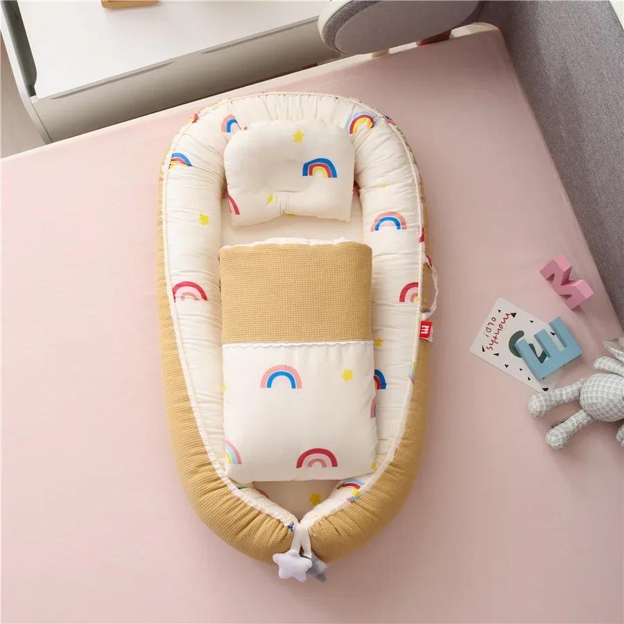 Honeycomb Breathable Removable and Washable Portable Crib Mid-bed Bionic Baby Nest Baby Pillow Travel Crib