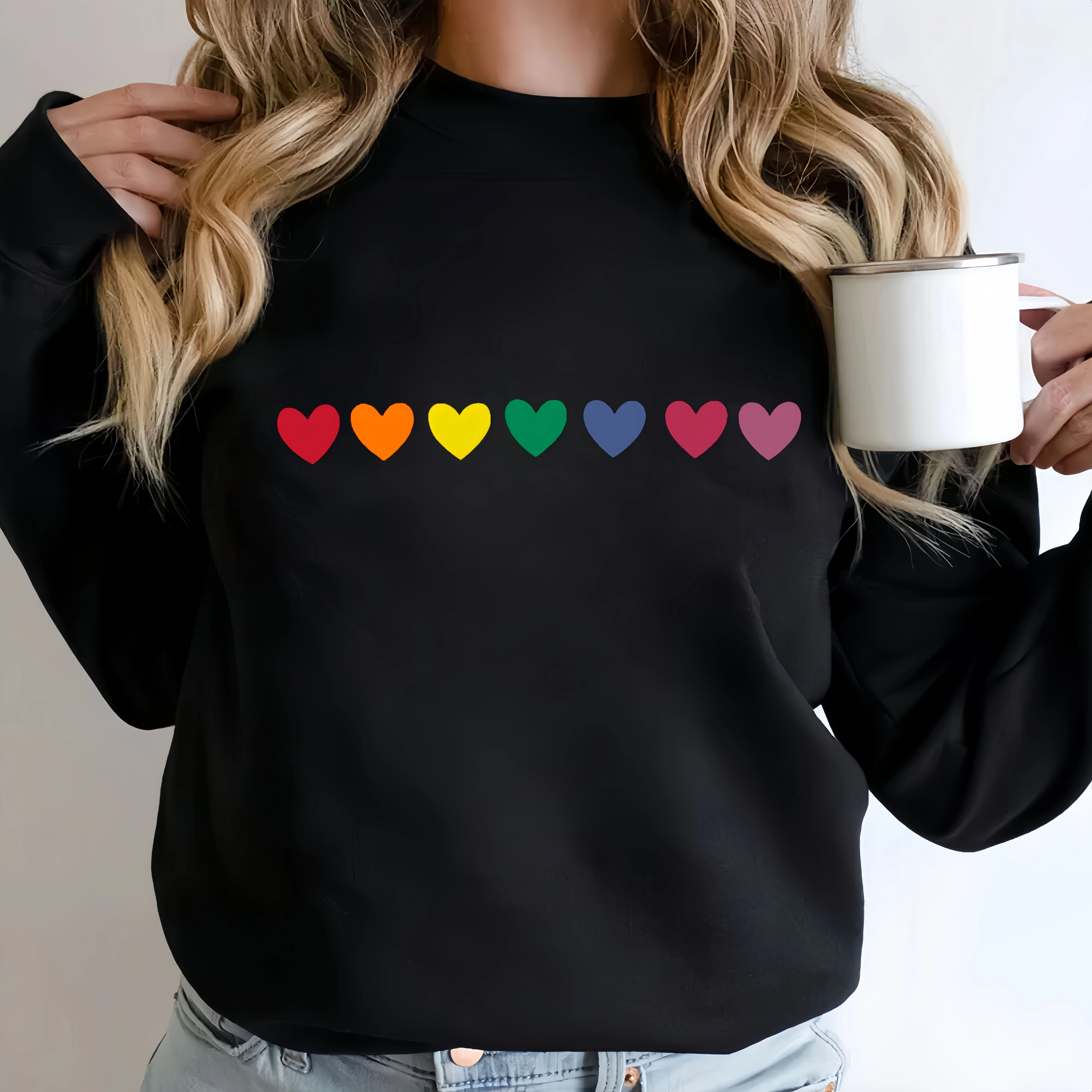 Colorful Hearts Graphic Print Sweatshirt Women Stylish Minimalism Crewneck Pullover Preppy Style Spring