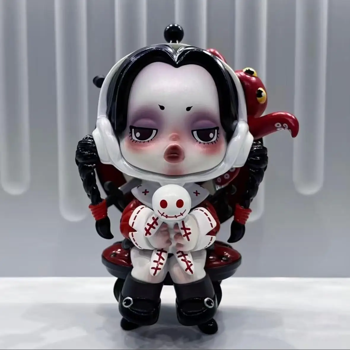 Аутентичная семейная серия Адамс POPMART SKULLPANDA, модный игровой сюрприз, праздничный подарок, украшения ручной работы